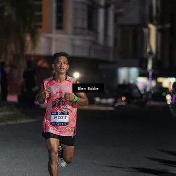 Runner Photo 7703654
