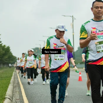 Runner Photo 7703677