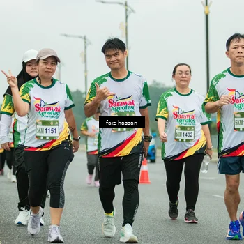 Runner Photo 7703690