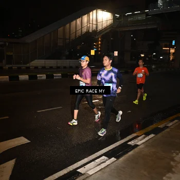 Runner Photo 7703695