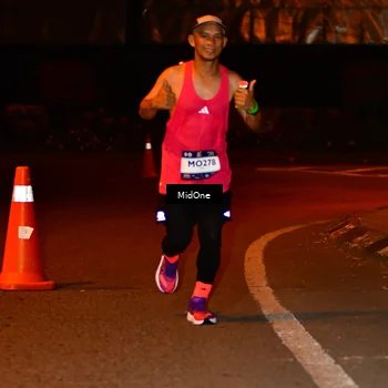 Runner Photo 7703697
