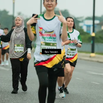 Runner Photo 7703707