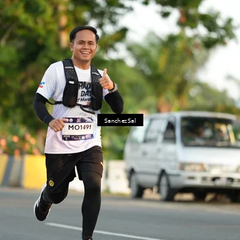 Runner Photo 7703712