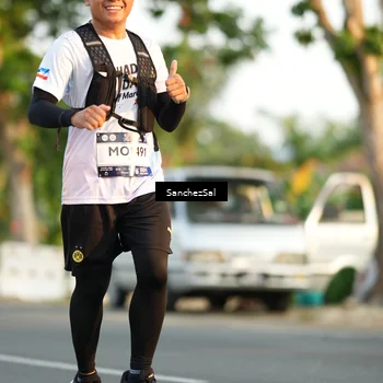 Runner Photo 7703731