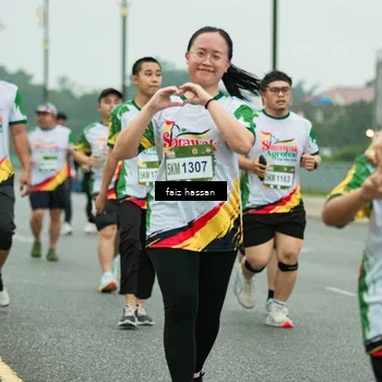Runner Photo 7703737