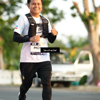 Runner Photo 7703746
