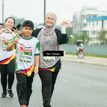 Runner Photo 7703757
