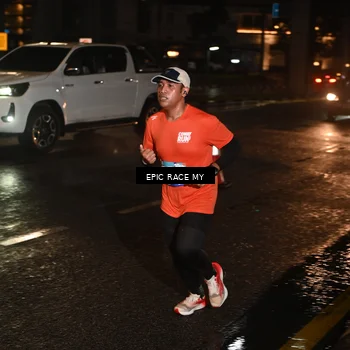 Runner Photo 7703766