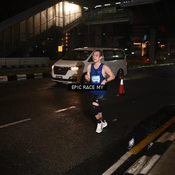 Runner Photo 7703786
