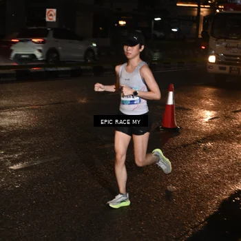 Runner Photo 7703802