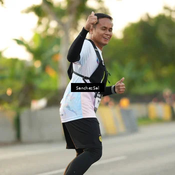Runner Photo 7703803