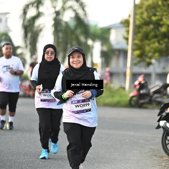 Runner Photo 7703822