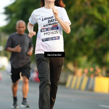 Runner Photo 7703829