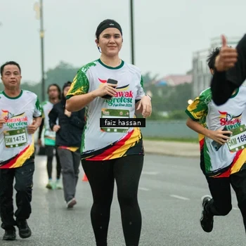 Runner Photo 7703830