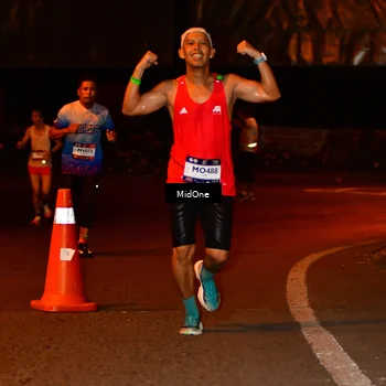 Runner Photo 7703837