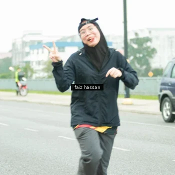 Runner Photo 7703850