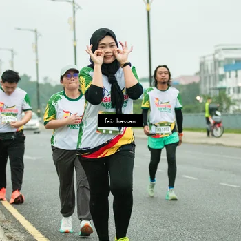 Runner Photo 7703856