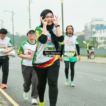Runner Photo 7703859