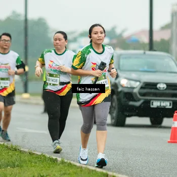 Runner Photo 7703879