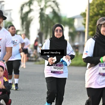 Runner Photo 7703883