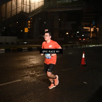 Runner Photo 7703889