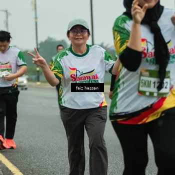 Runner Photo 7703904