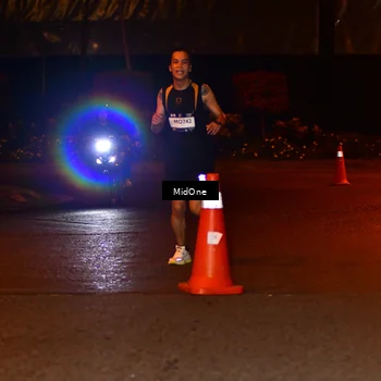 Runner Photo 7703912