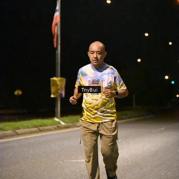 Runner Photo 7703917
