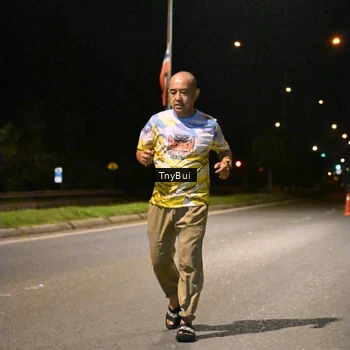 Runner Photo 7703921