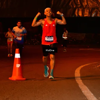 Runner Photo 7703922