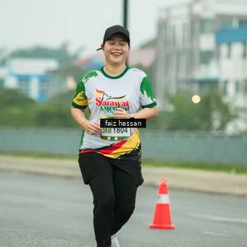 Runner Photo 7703926