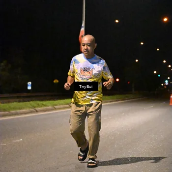 Runner Photo 7703944