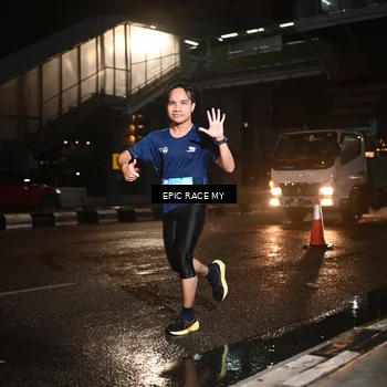 Runner Photo 7703951