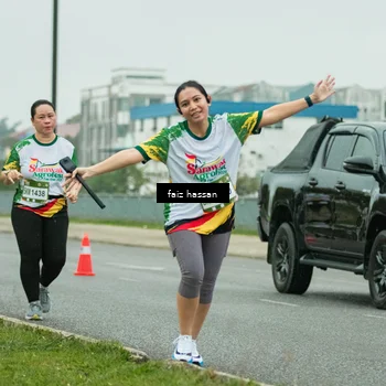 Runner Photo 7703953