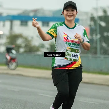 Runner Photo 7703958