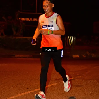 Runner Photo 7703968