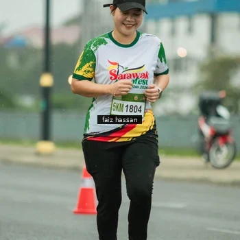 Runner Photo 7703974