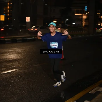 Runner Photo 7703979