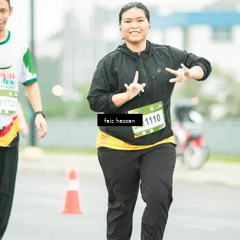 Runner Photo 7703988