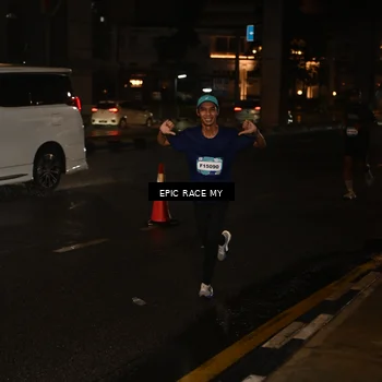 Runner Photo 7703998