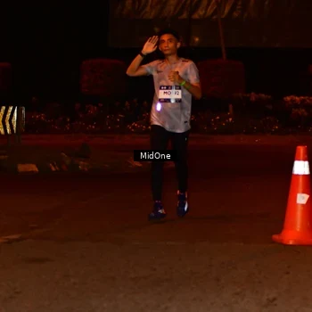 Runner Photo 7703999