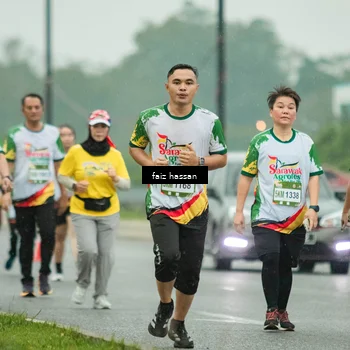 Runner Photo 7704006