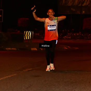 Runner Photo 7704011