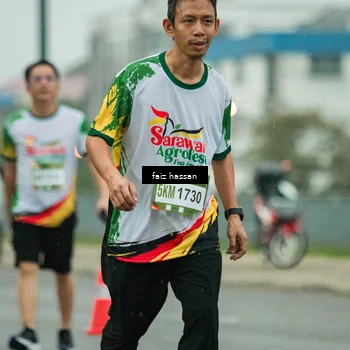 Runner Photo 7704021