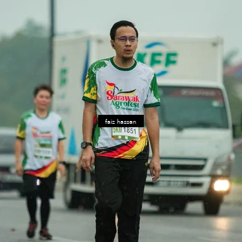 Runner Photo 7704036