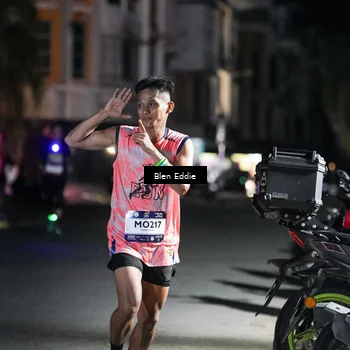 Runner Photo 7704047