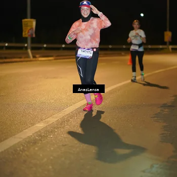 Runner Photo 7704057