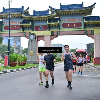 Runner Photo 7704071