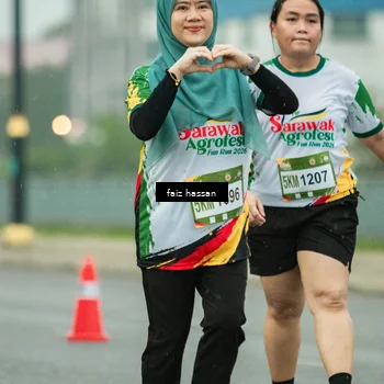 Runner Photo 7704102
