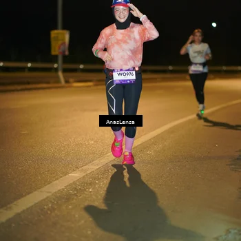 Runner Photo 7704112